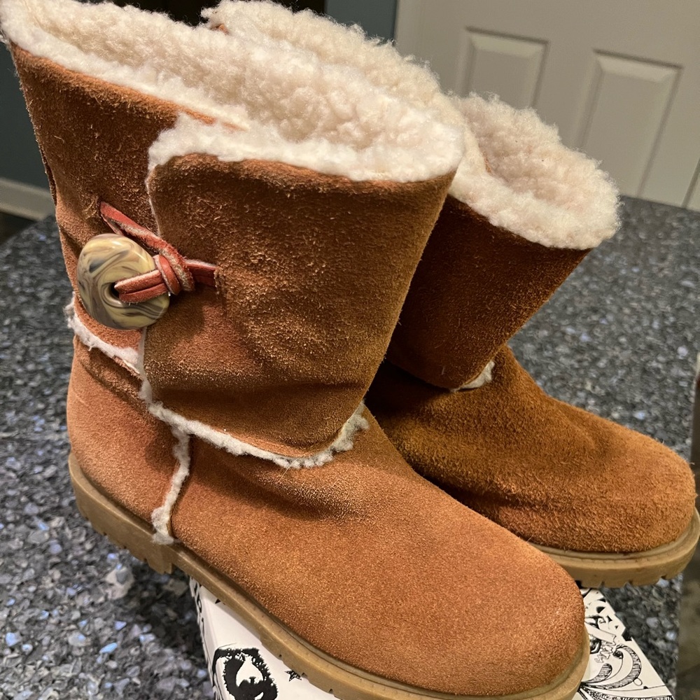 Macy’s Wardrobe Sell Off